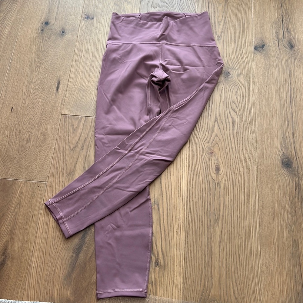 Lululemon rare train times 7/8 leggings, luxtreme